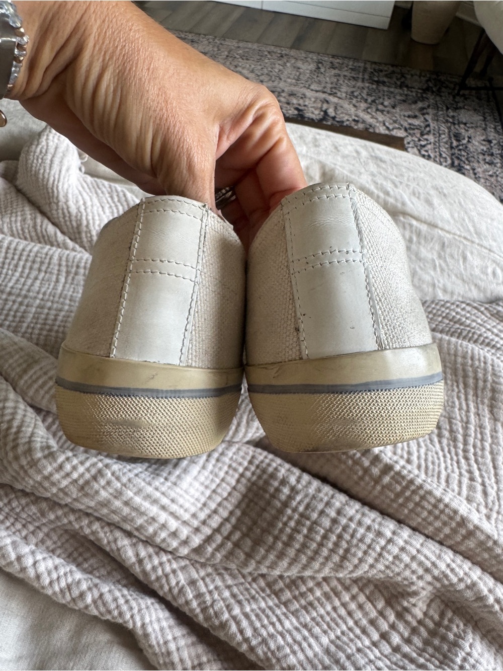 Golden Goose Canvas Sneakers – Size 39 EU - Only used once - Picture 5 of 13